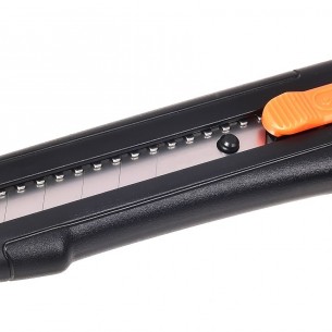 Макетен нож TACTIX с три ножчета, 18 мм | цена за 1бр Макетен нож TACTIX с три ножчета, 18 мм | цена за 1бр