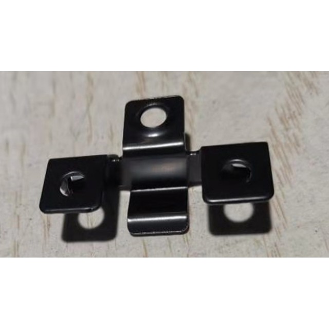 Клипс за монтаж на фасаден профил, 139 x 13 x 2900 мм | цена за 1пакет