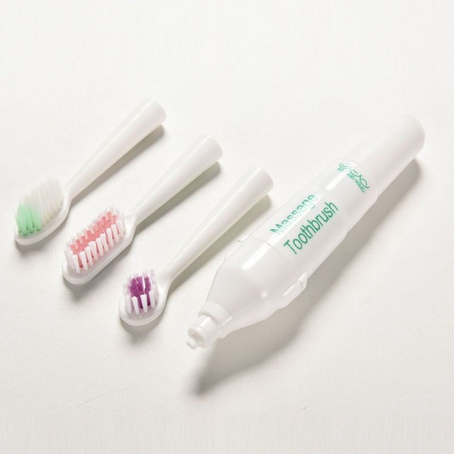 Електрическа четка за зъби с 3 приставки