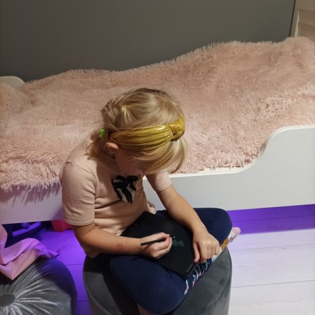 Таблет за рисуване 8.5